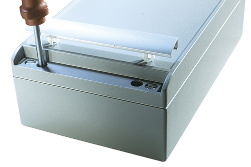 aluCASE can be mounted without opening the lid (protecting the electronics inside)